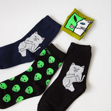 Load image into Gallery viewer, Funny Alien Face Unisex Crew Socks