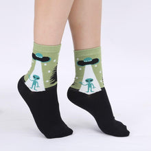 Load image into Gallery viewer, Funky Alien UFO Women&#39;s Crew Socks