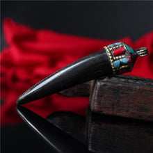 Load image into Gallery viewer, Natural Black Tibetan Horn Pendant