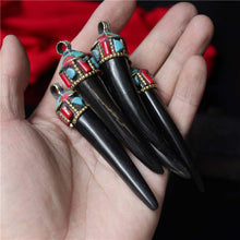 Load image into Gallery viewer, Natural Black Tibetan Horn Pendant